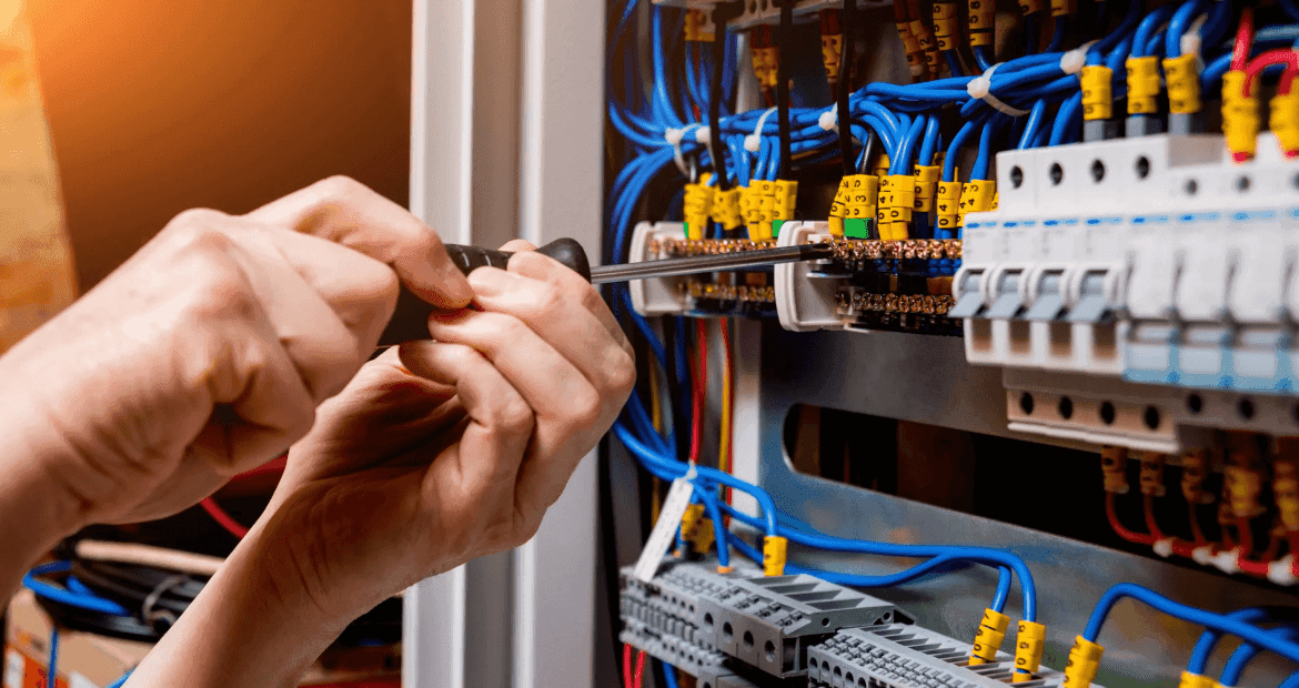 How to get electrician jobs &  how to recruite them