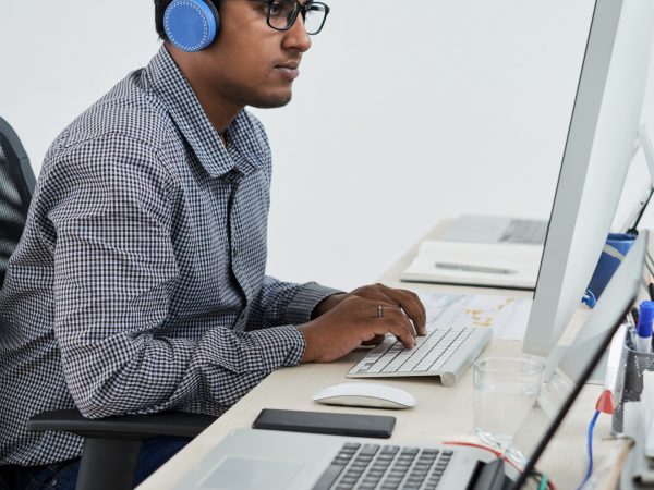 How to Become a Data Entry Operator